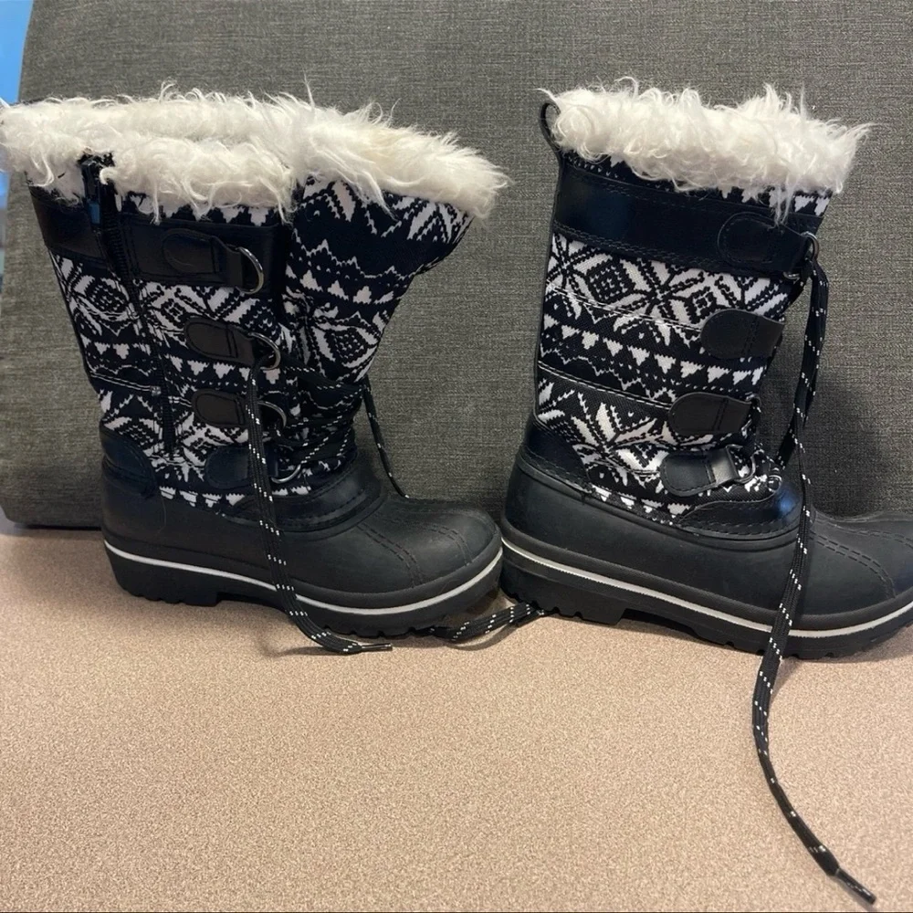 Wonder Nation Black Winter Boots size 12
